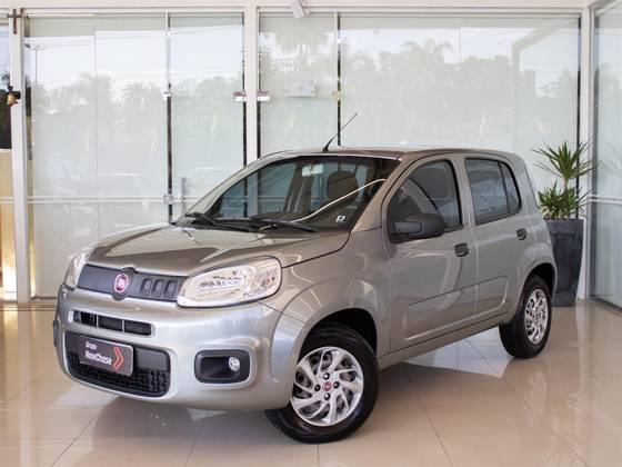 FIAT UNO 1.0 EVO ATTRACTIVE 8V FLEX 4P MANUAL FIAT UNO 1.0 EVO ATTRACTIVE 8V FLEX 4P MANUAL